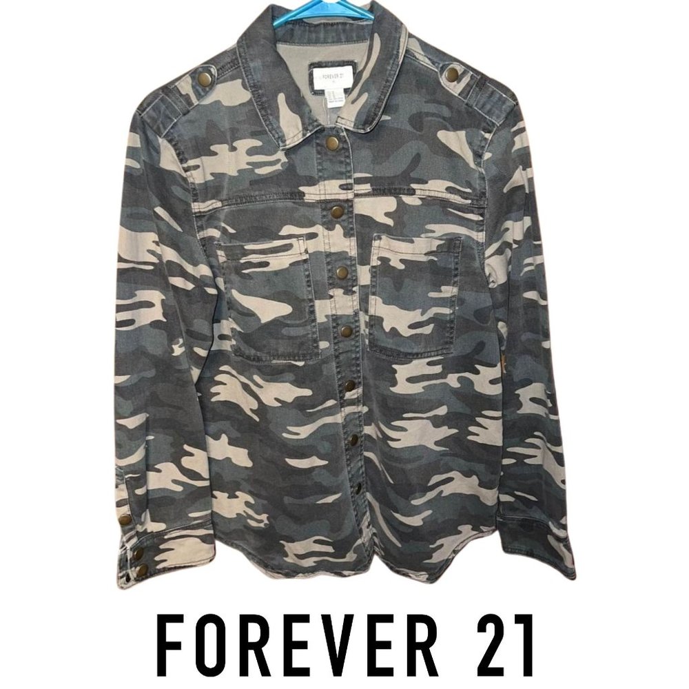 Forever 21 Camo Jean Jacket - Women’s Size Medium